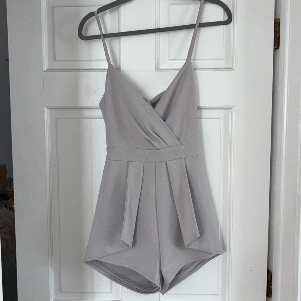 Akira Pleated Romper in Slate